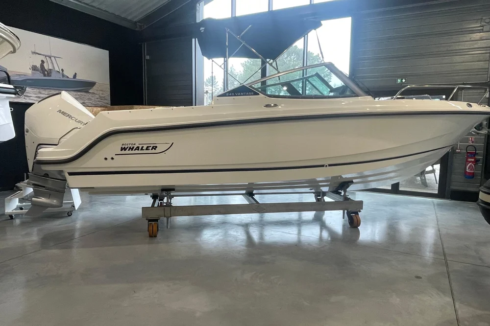 BoatPhoto.coverAlt