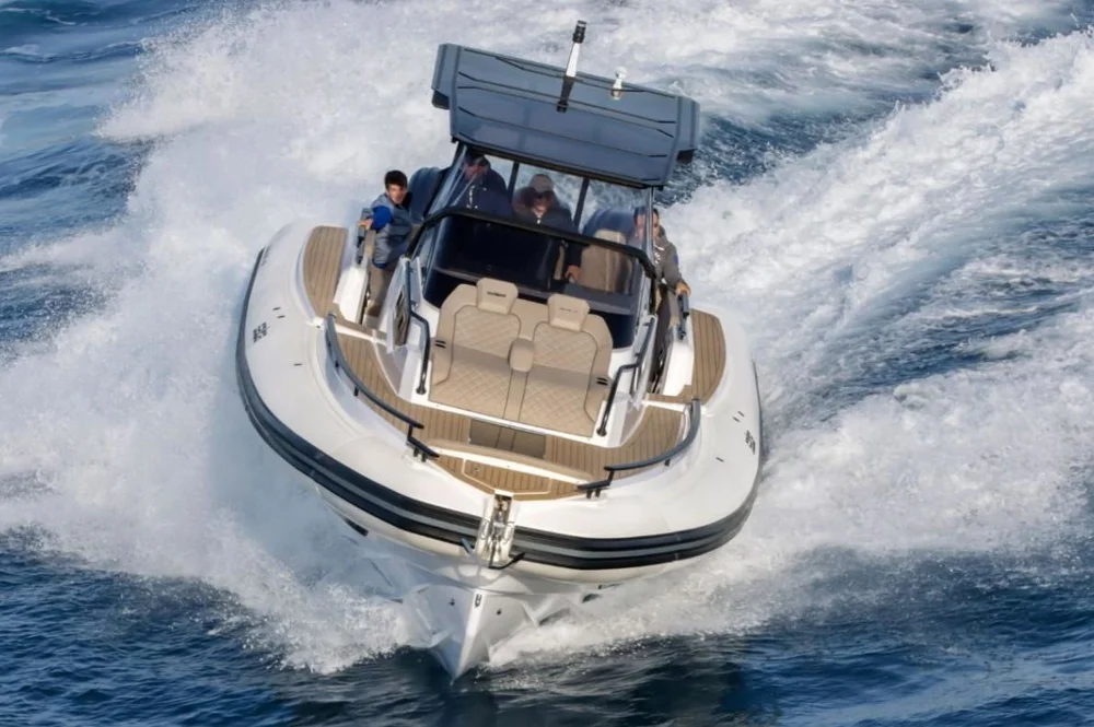 BoatPhoto.coverAlt