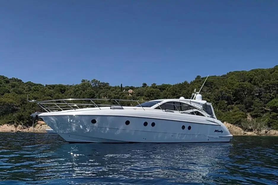 BoatPhoto.coverAlt