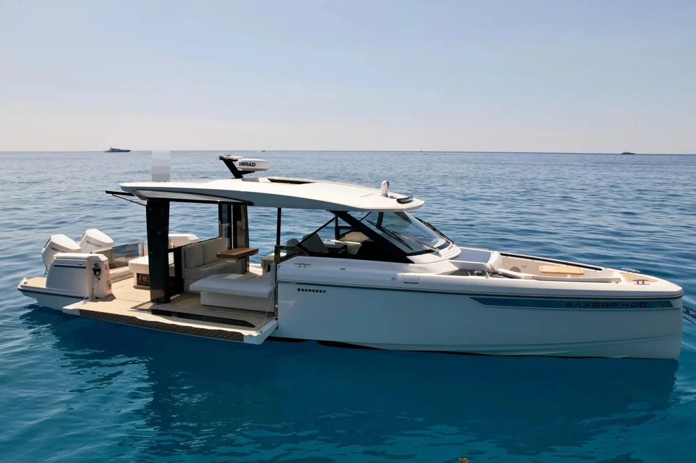 BoatPhoto.coverAlt