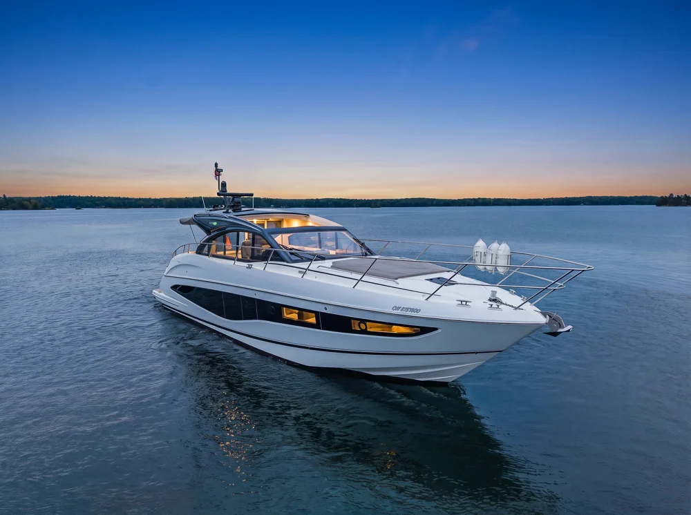 BoatPhoto.coverAlt