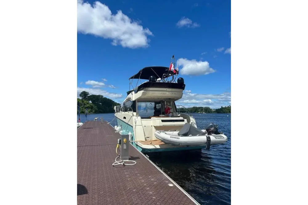 BoatPhoto.alt