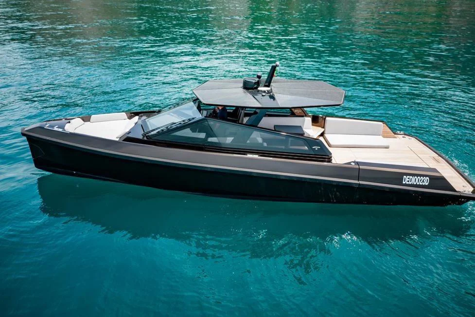 BoatPhoto.coverAlt