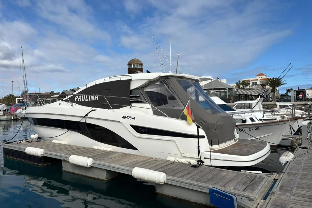 BoatPhoto.coverAlt