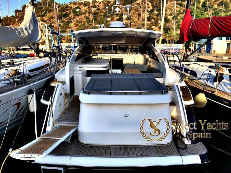BoatPhoto.coverAlt