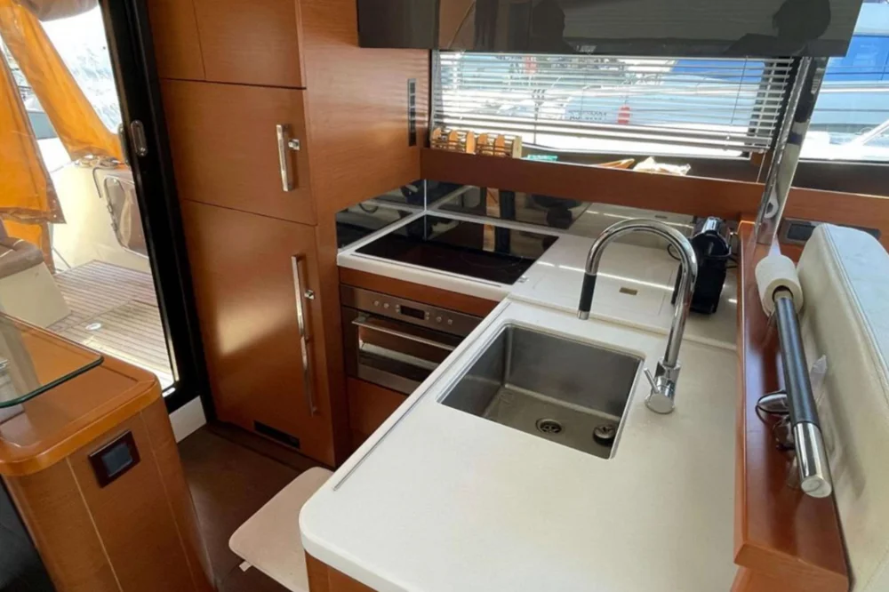 BoatPhoto.alt
