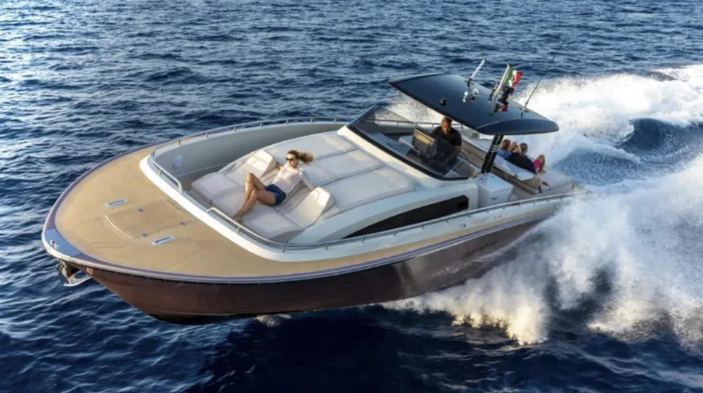 BoatPhoto.alt