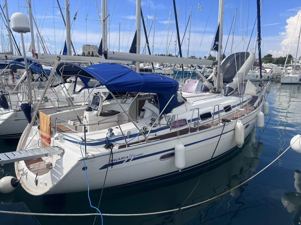 BoatPhoto.coverAlt