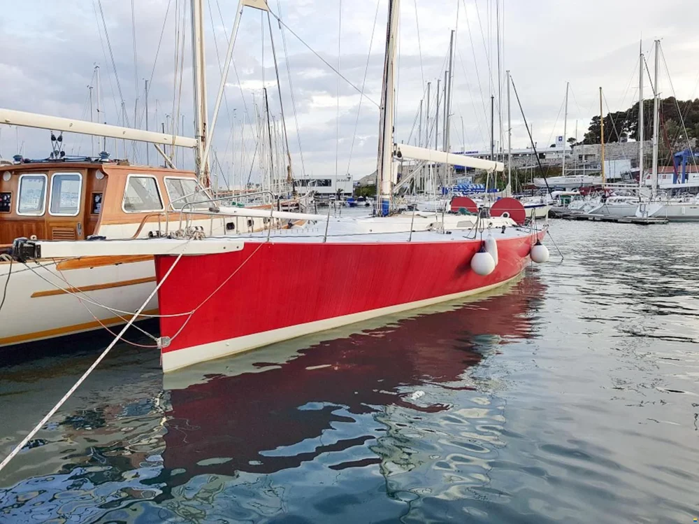BoatPhoto.alt