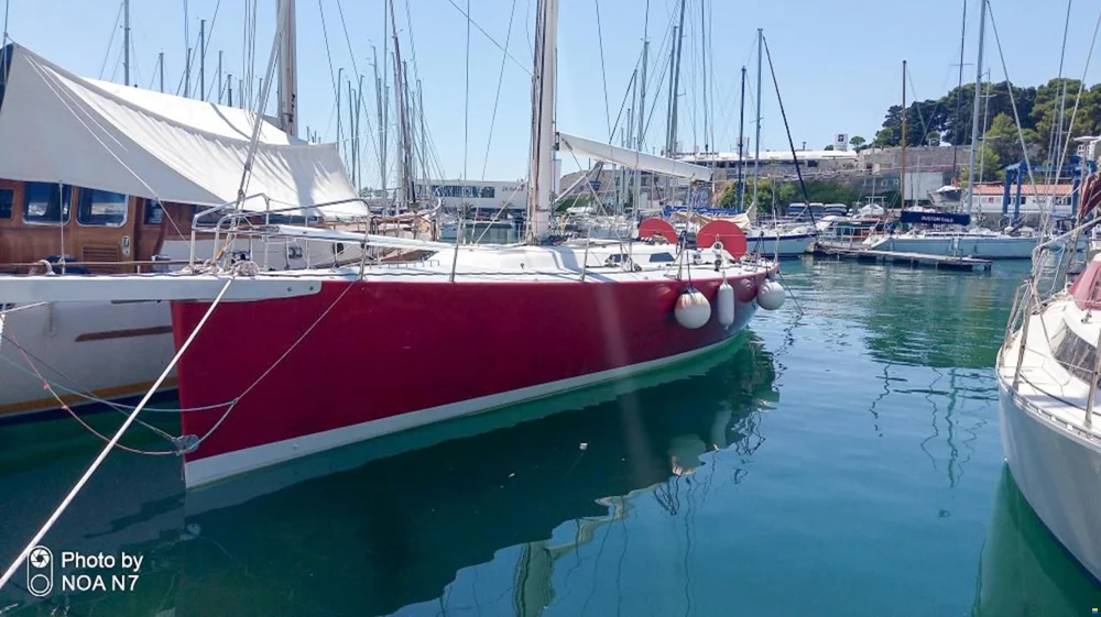 BoatPhoto.alt