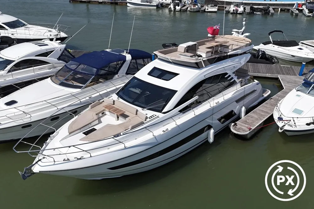 BoatPhoto.coverAlt