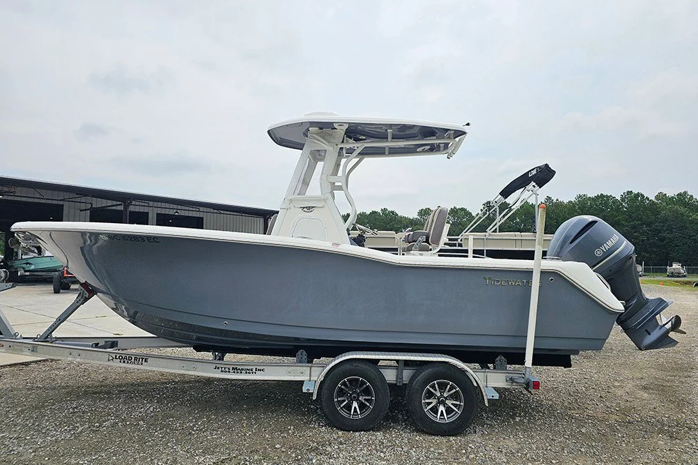 BoatPhoto.coverAlt