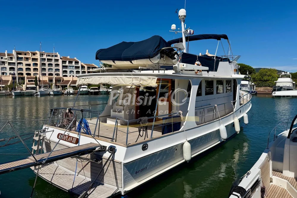 BoatPhoto.coverAlt