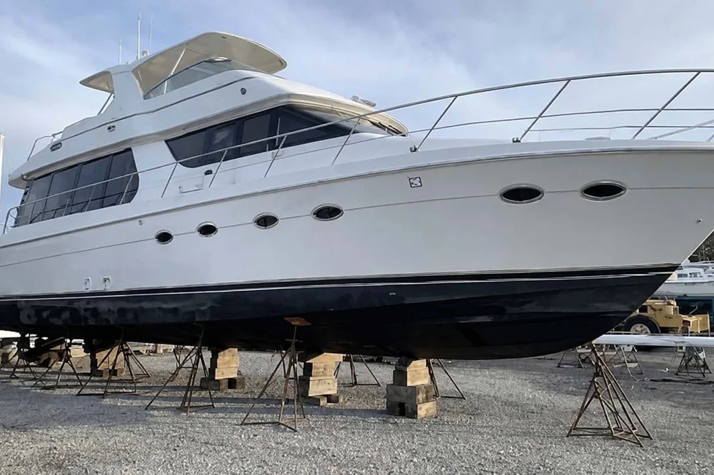 2004 Carver Yachts 570 Voyager Pilothouse for sale, photo 3 of 4