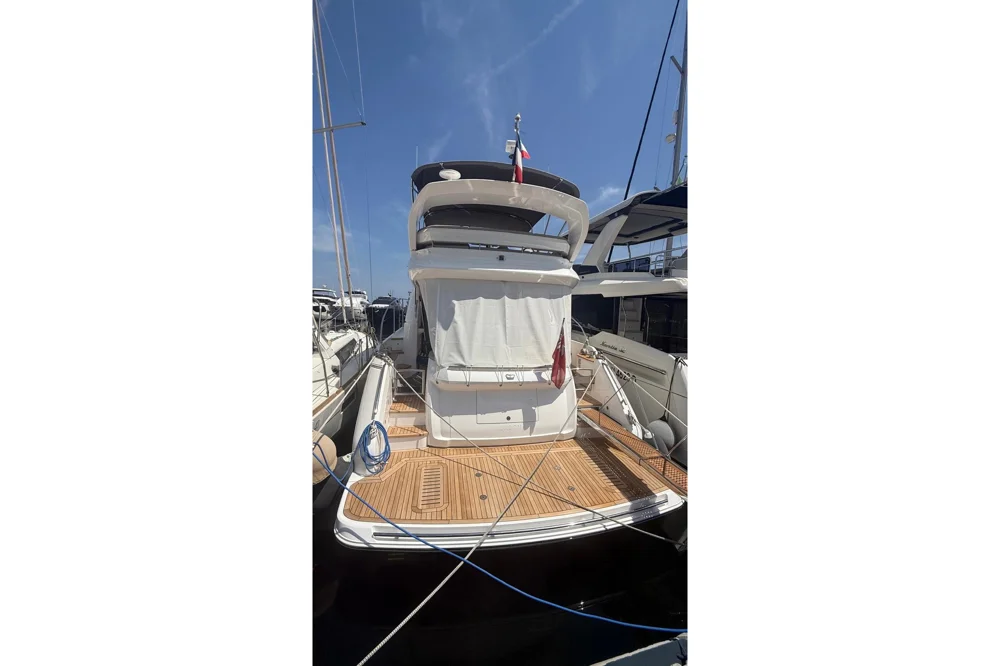 BoatPhoto.alt