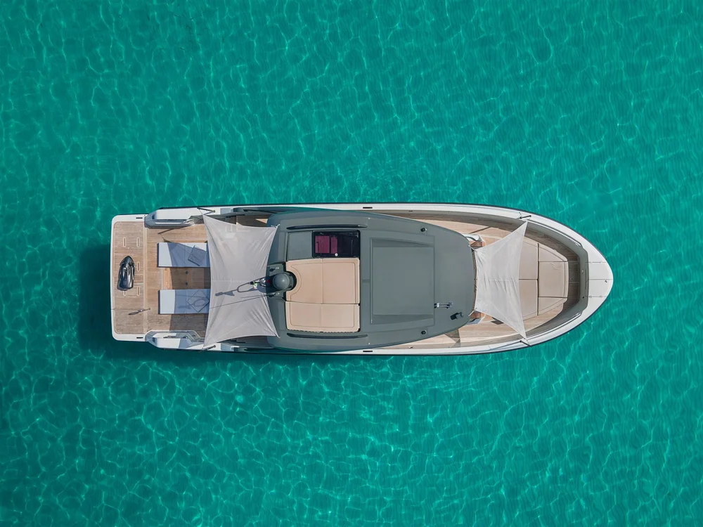 BoatPhoto.coverAlt