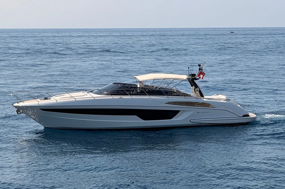BoatPhoto.coverAlt