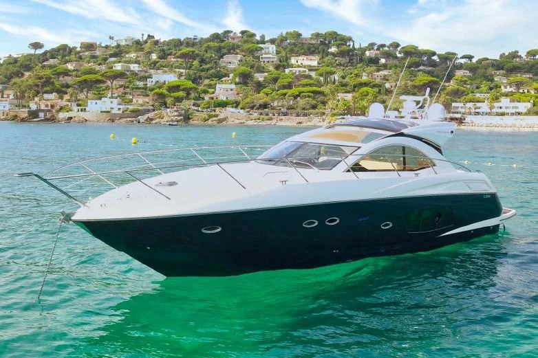 BoatPhoto.coverAlt