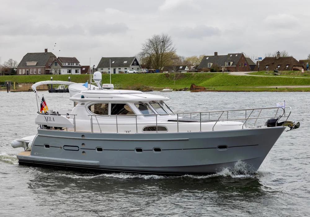BoatPhoto.coverAlt