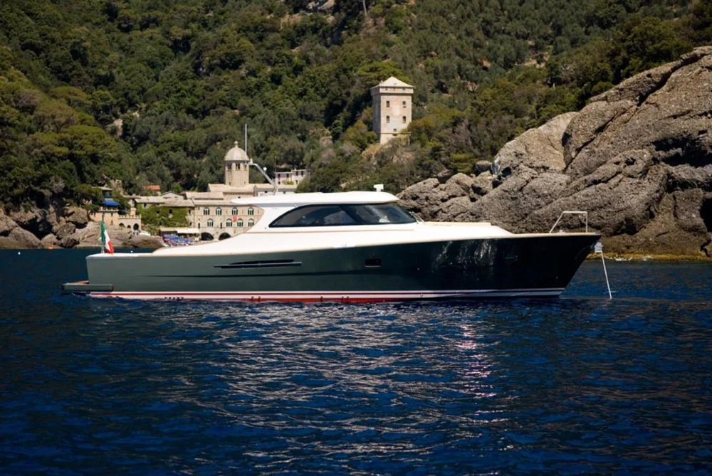 BoatPhoto.coverAlt