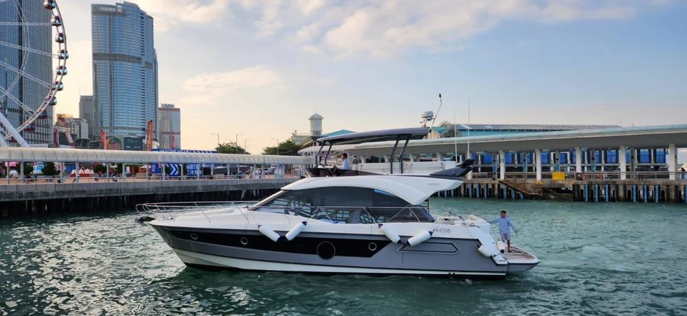 BoatPhoto.coverAlt