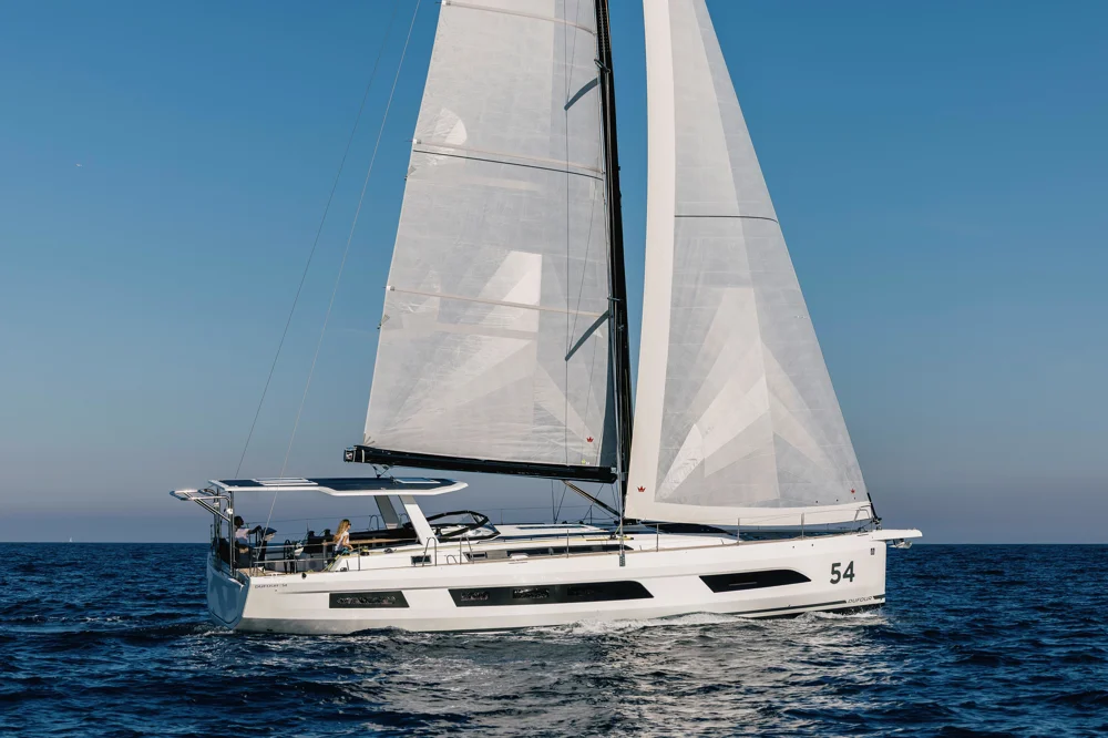 BoatPhoto.coverAlt
