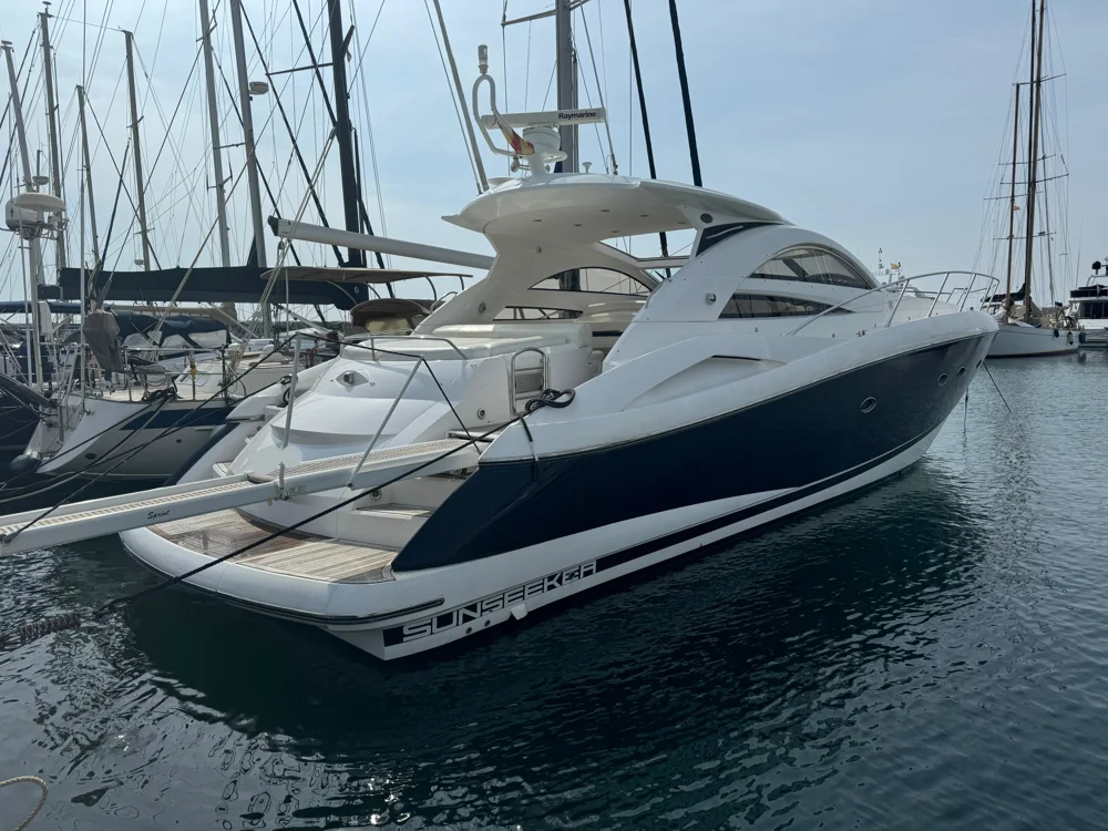 BoatPhoto.coverAlt