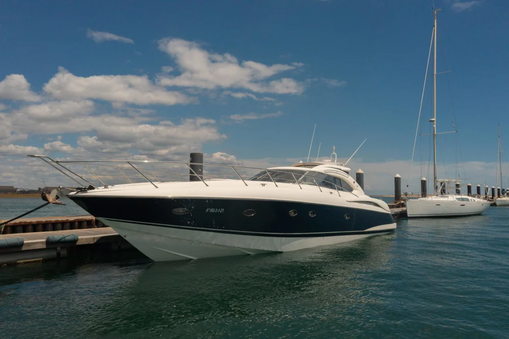 BoatPhoto.coverAlt