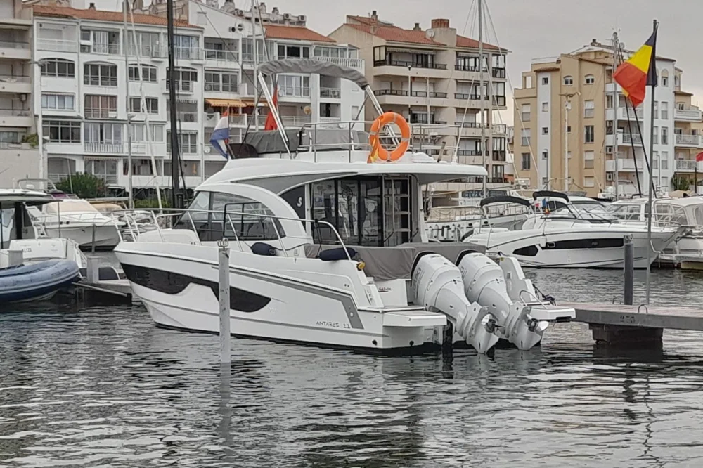BoatPhoto.alt