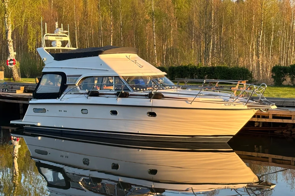 BoatPhoto.coverAlt