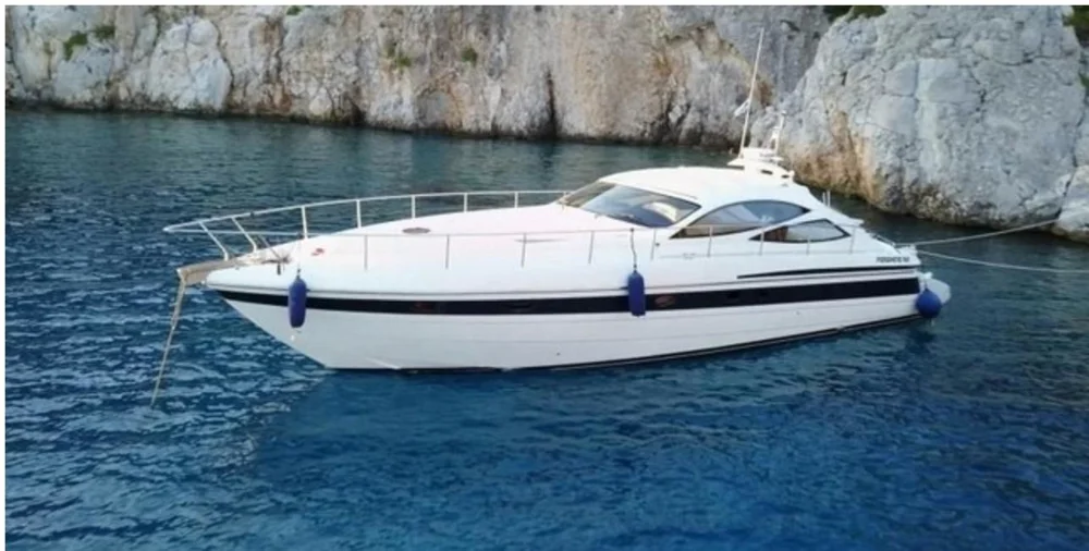BoatPhoto.coverAlt
