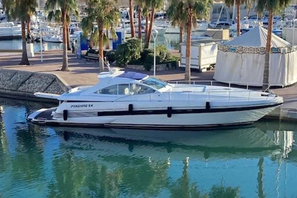 BoatPhoto.coverAlt
