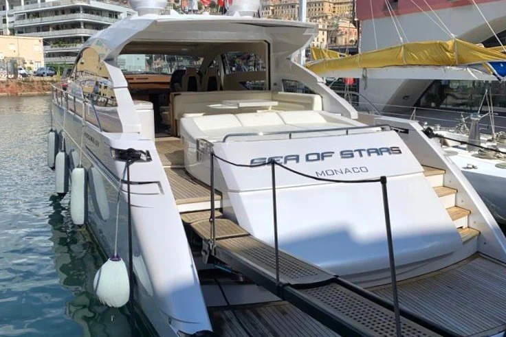2010 Pershing 64 for sale, photo 3 of 5