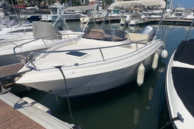 BoatPhoto.alt
