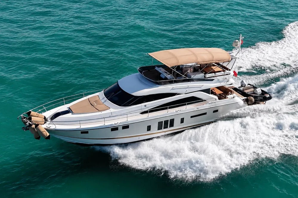 BoatPhoto.coverAlt