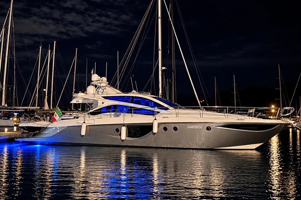 BoatPhoto.coverAlt