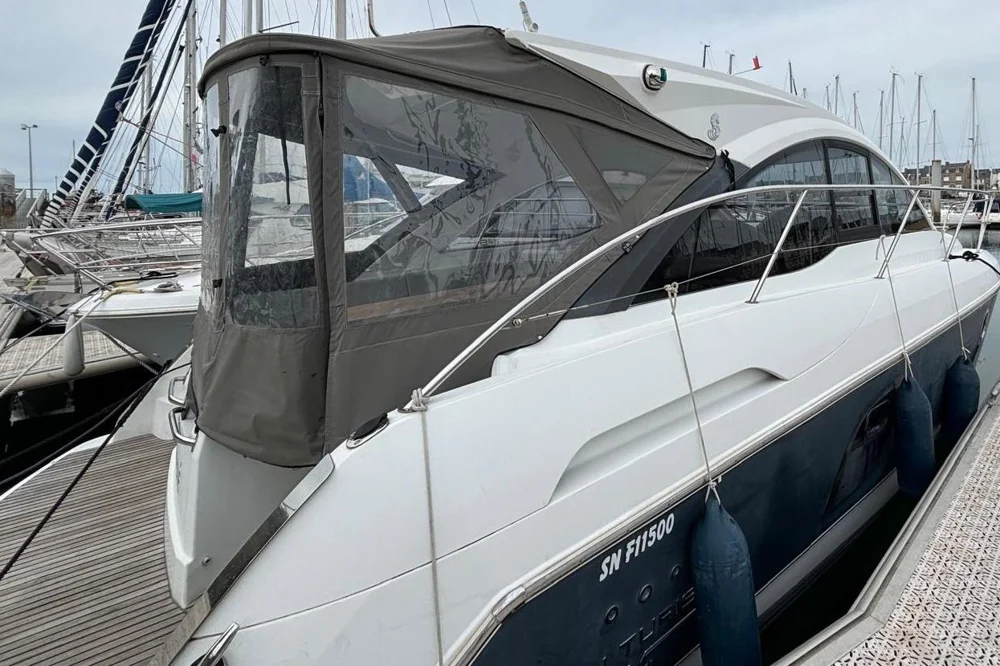 BoatPhoto.coverAlt