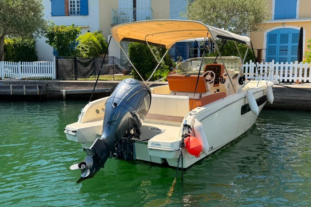 BoatPhoto.alt
