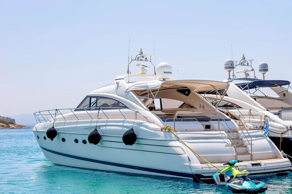 BoatPhoto.coverAlt