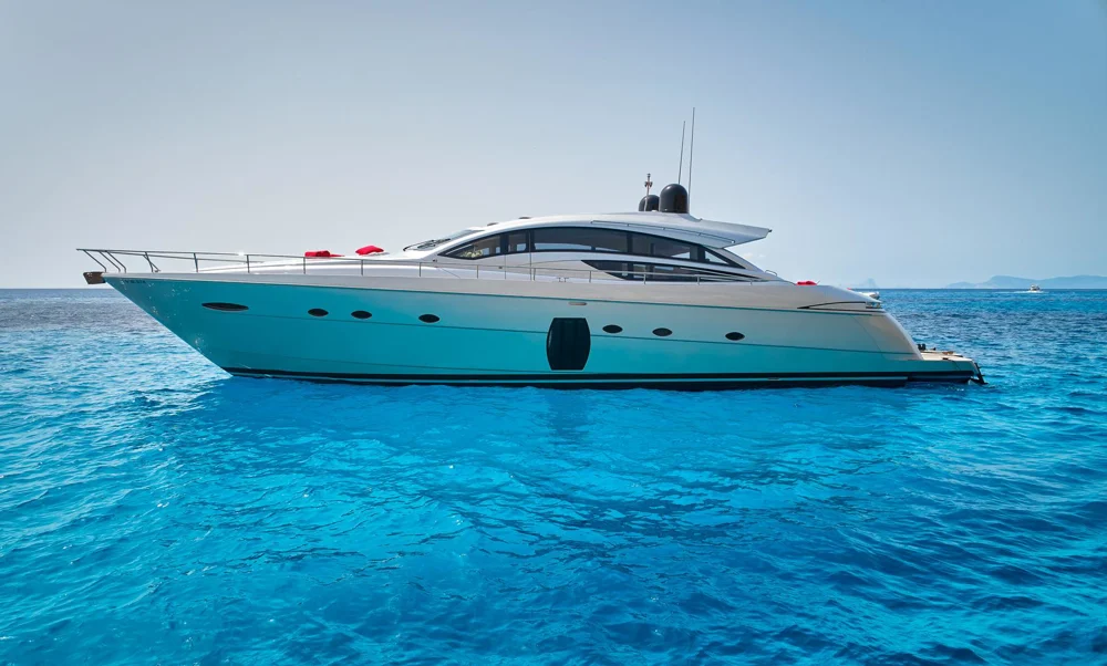 BoatPhoto.coverAlt