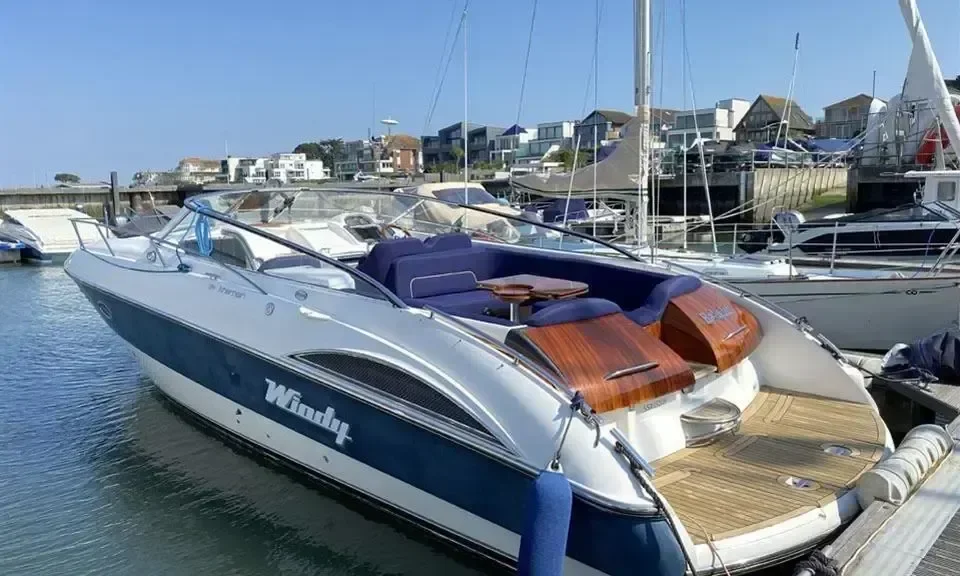 BoatPhoto.coverAlt