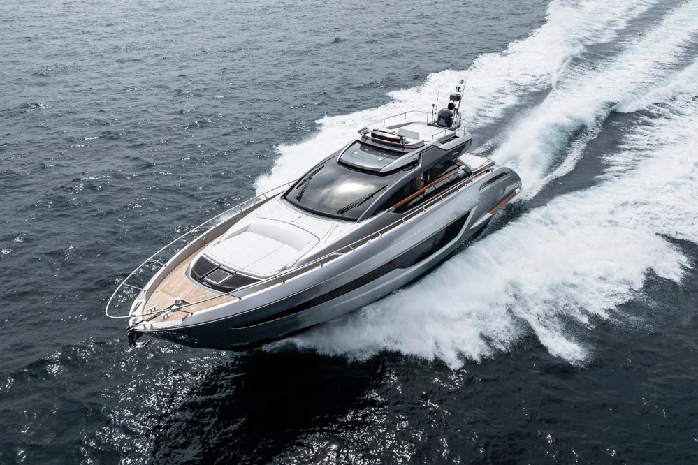 BoatPhoto.coverAlt