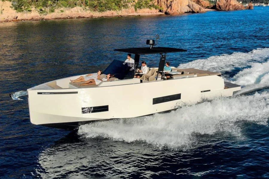 BoatPhoto.coverAlt