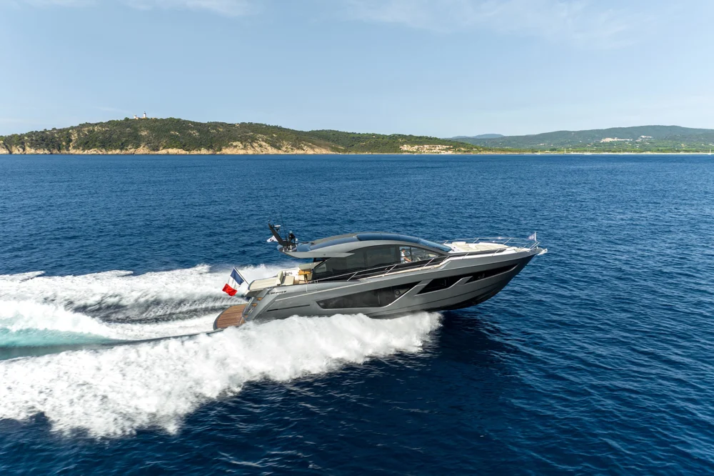 BoatPhoto.coverAlt