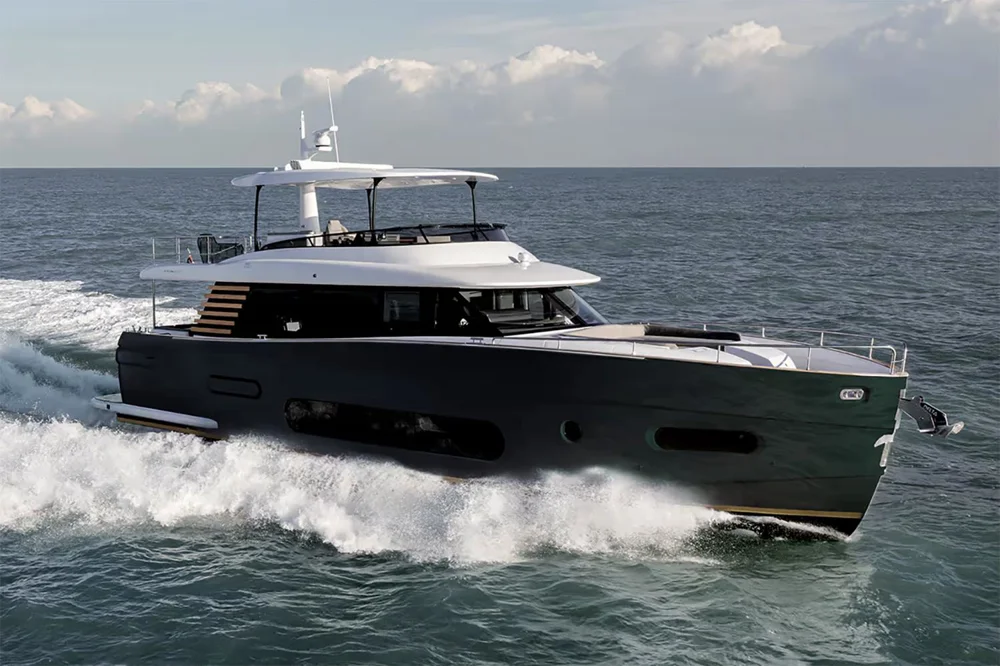 BoatPhoto.coverAlt