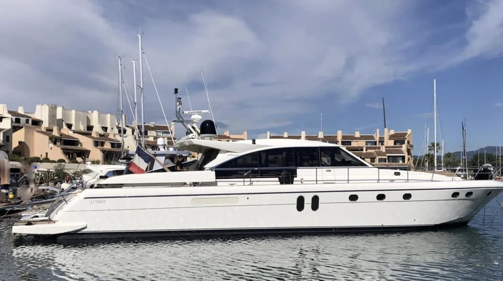 BoatPhoto.alt