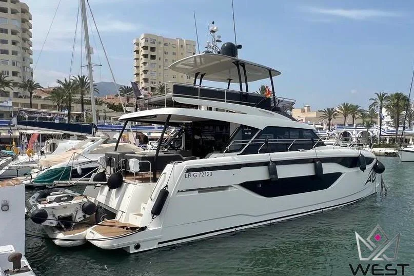 2024 PRESTIGE M48 for sale in Valencia, Spain, photo 4 of 5