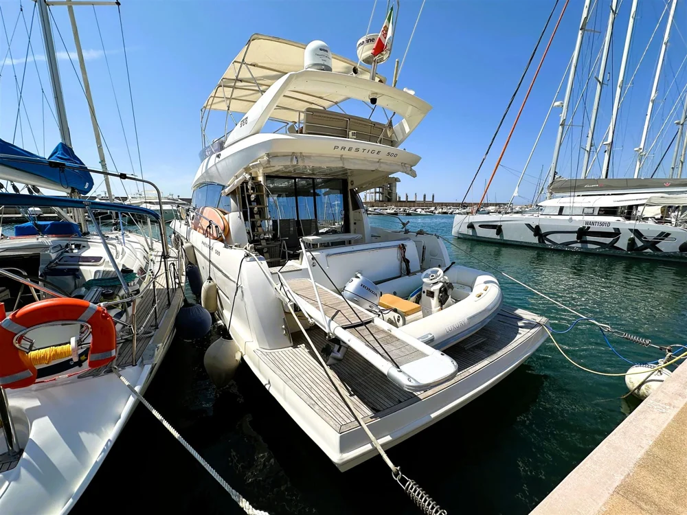 BoatPhoto.alt