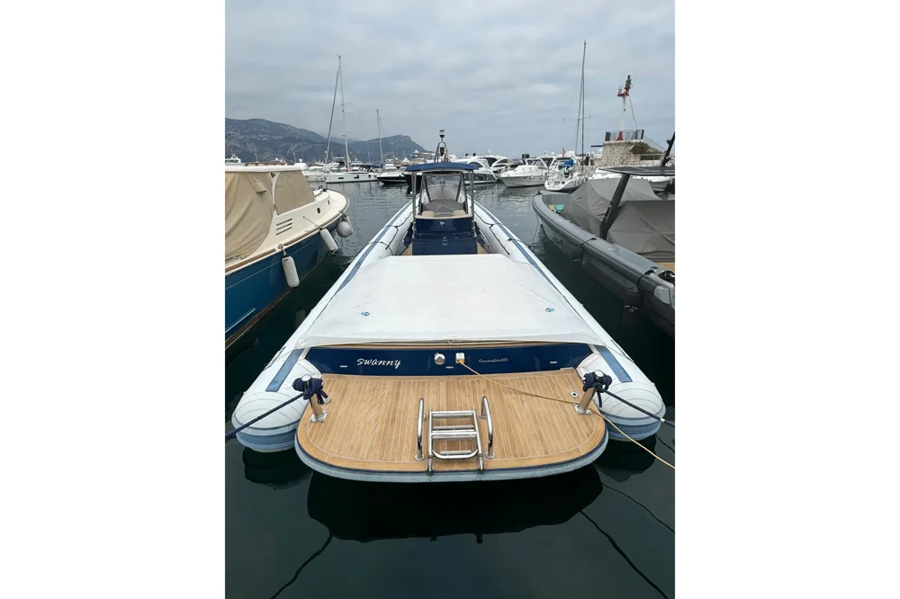 BoatPhoto.coverAlt