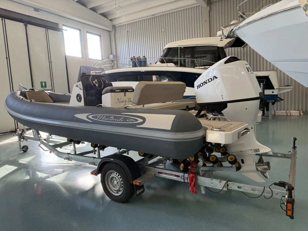BoatPhoto.coverAlt